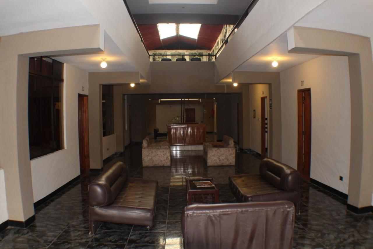 Chanchamayo Inn Hotel 라 메르세드 외부 사진