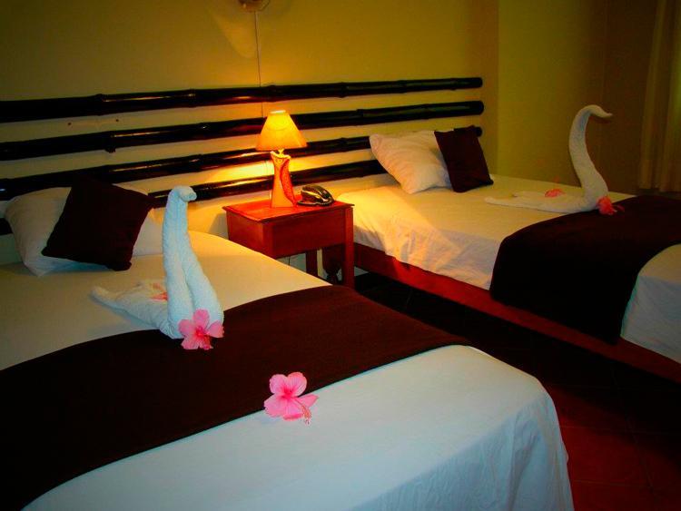Chanchamayo Inn Hotel 라 메르세드 객실 사진
